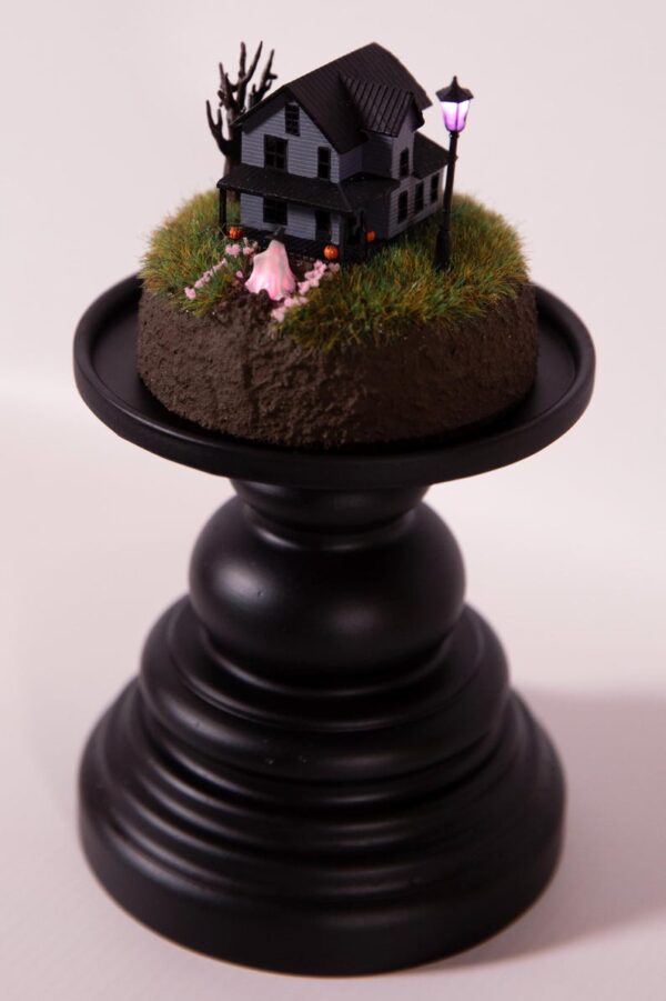 Cherry Blossom Ghost / House diorama - Image 6