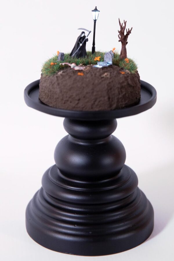 Grim reaper haunted diorama - Image 7