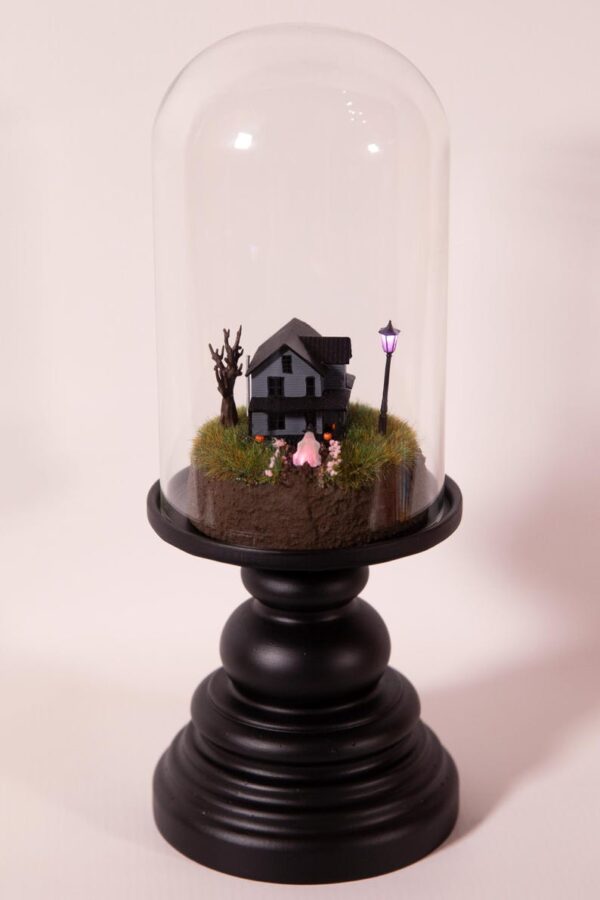 Cherry Blossom Ghost / House diorama - Image 9